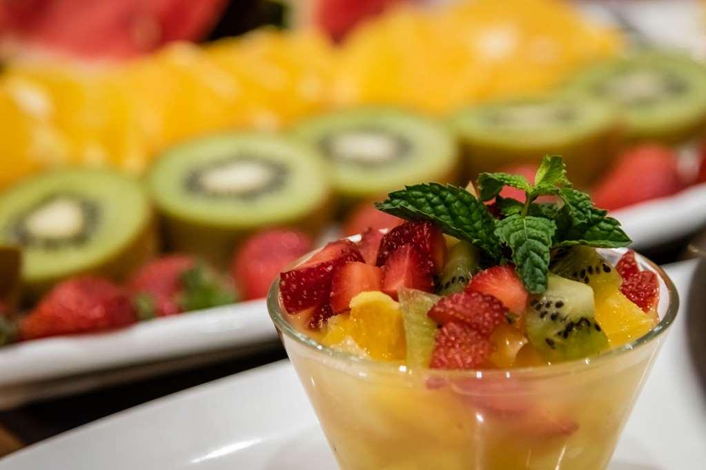 Sunotel Club Central Barselona Restoran fotoğraf